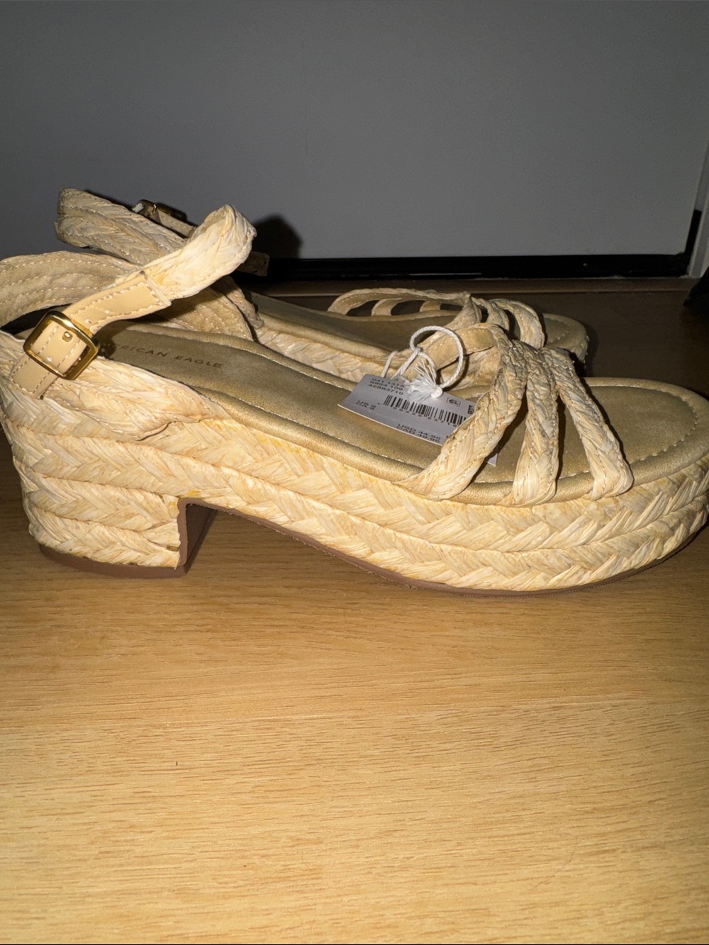 AMERICAN EAGLE Braided Strap Tan Women's Sandals NWT